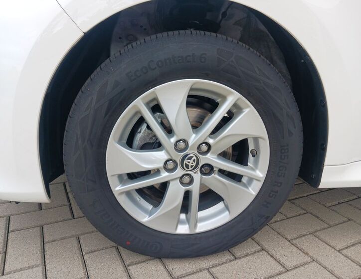 Toyota Yaris 29