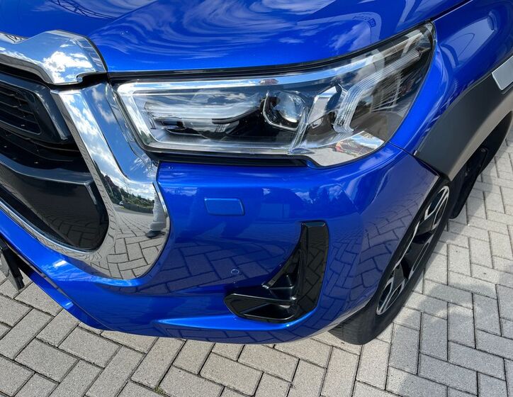 Toyota Hilux 10