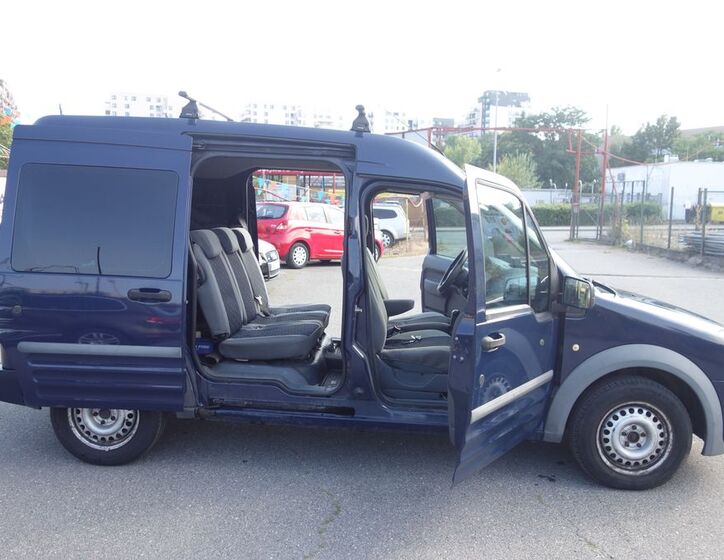 Ford Tourneo Connect 9
