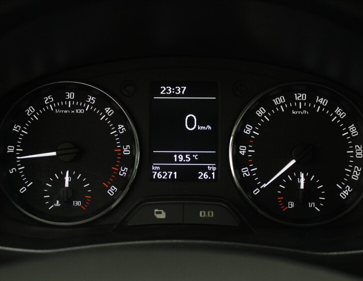 Škoda Roomster 23
