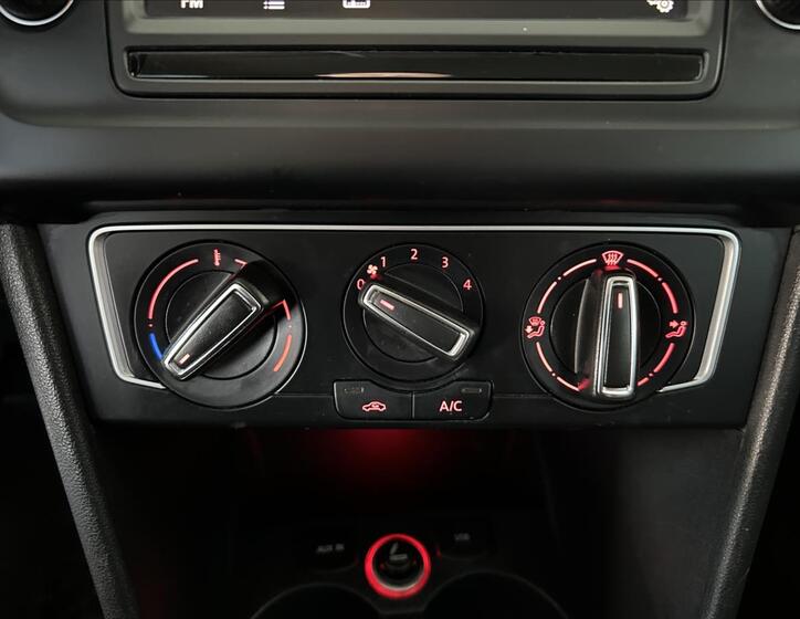 Volkswagen Polo 19
