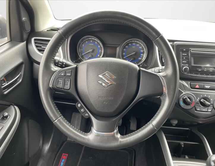 Suzuki Baleno 15