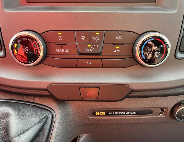 Ford Transit Custom 18