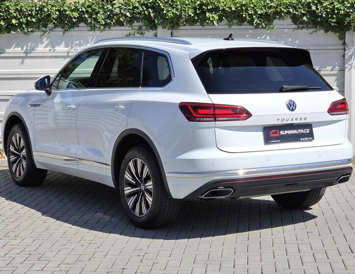 Volkswagen Touareg 4