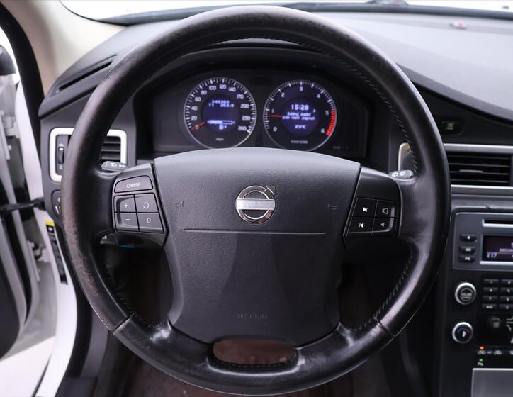 Volvo V70 19