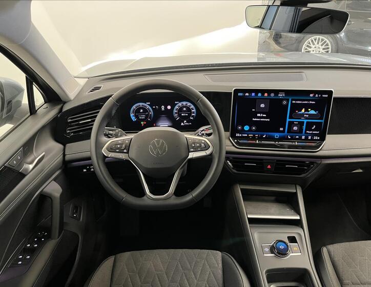 Volkswagen Tiguan 5