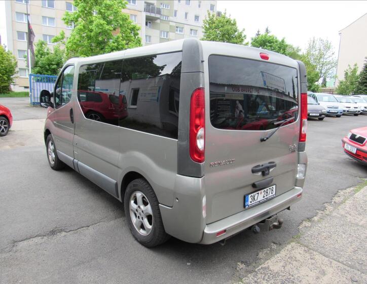 Renault Trafic 4