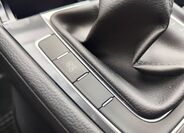 Volkswagen Golf 24