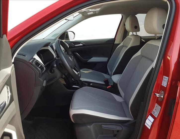 Volkswagen T-Cross 7