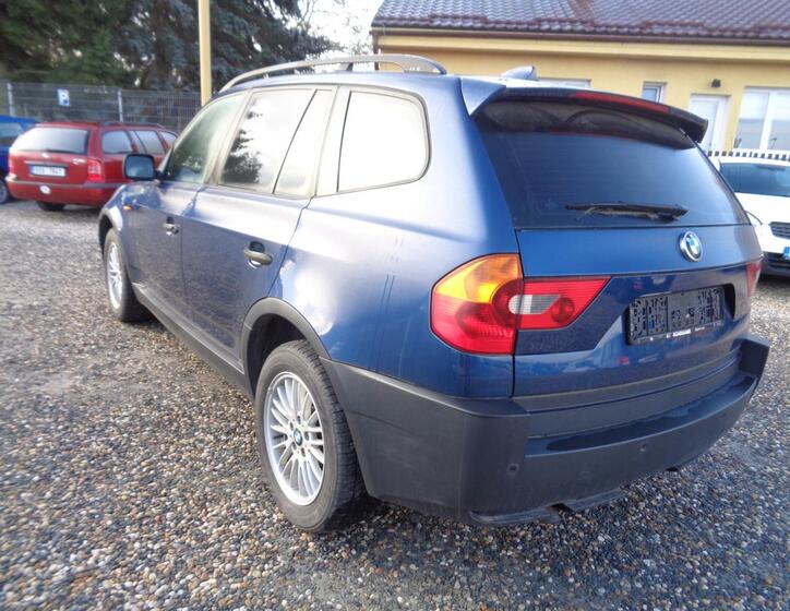 BMW X3 4