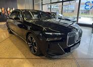 BMW i7 2