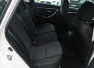 Hyundai i30 18
