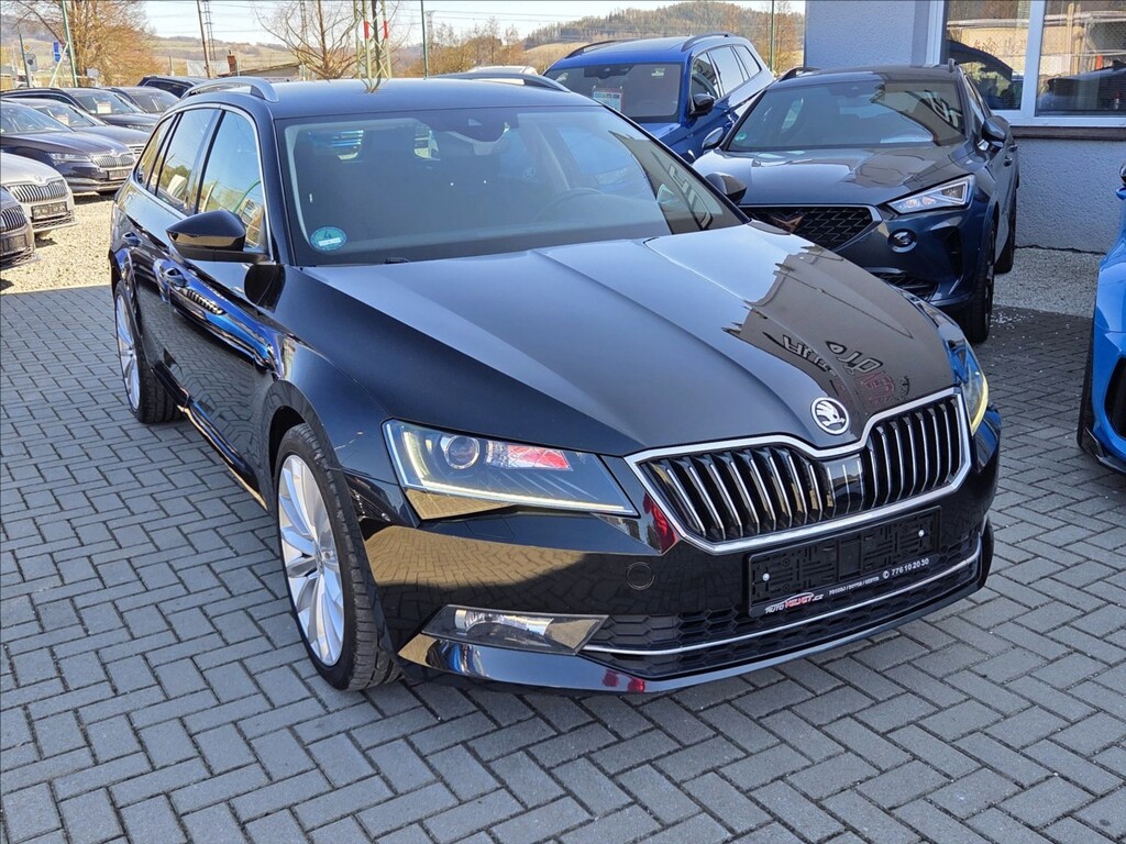 Škoda Superb 4