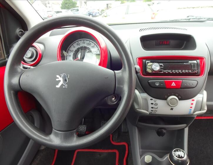 Peugeot 107 28