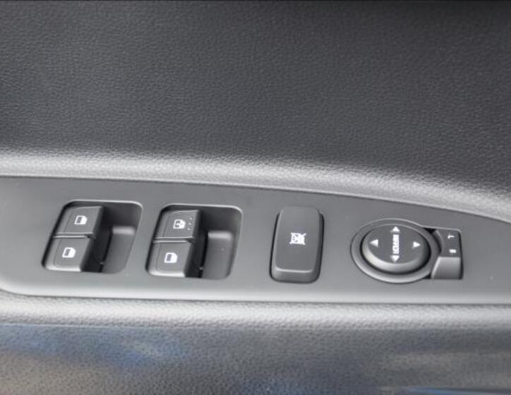 KIA Stonic 4