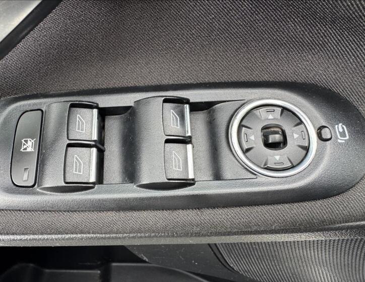 Ford Galaxy 27