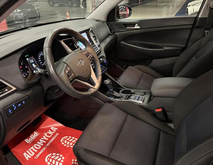Hyundai Tucson 13