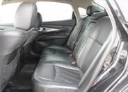 Infiniti Q70 11