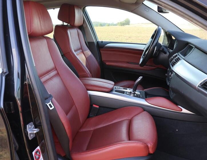 BMW X6 12
