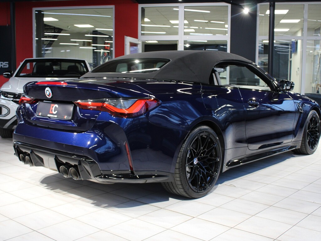 BMW M4 6