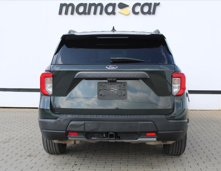 Ford Explorer 6