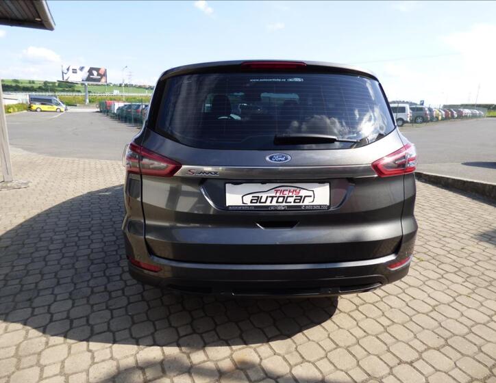 Ford S-MAX 4