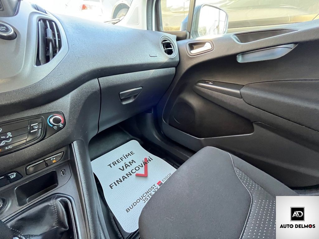 Ford Transit Courier