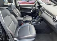 MG ZS 17