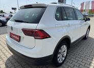 Volkswagen Tiguan 6