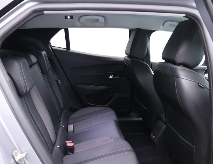 Peugeot 2008 15