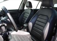 Volkswagen Golf 10