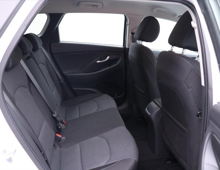 Hyundai i30 12