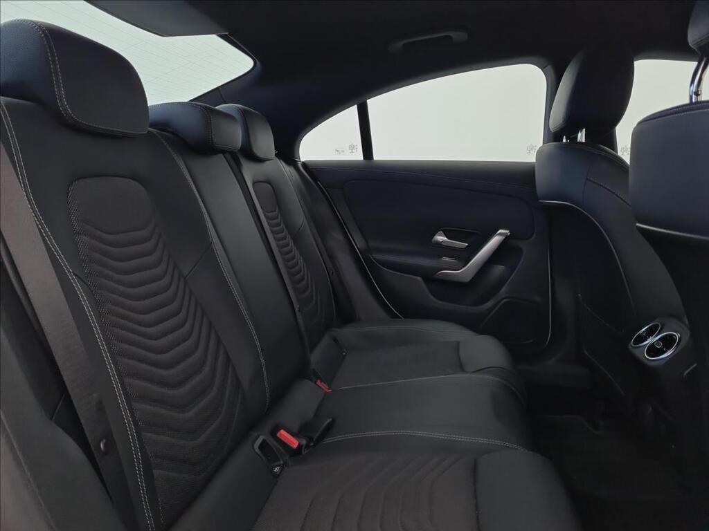 Mercedes-Benz CLA 18