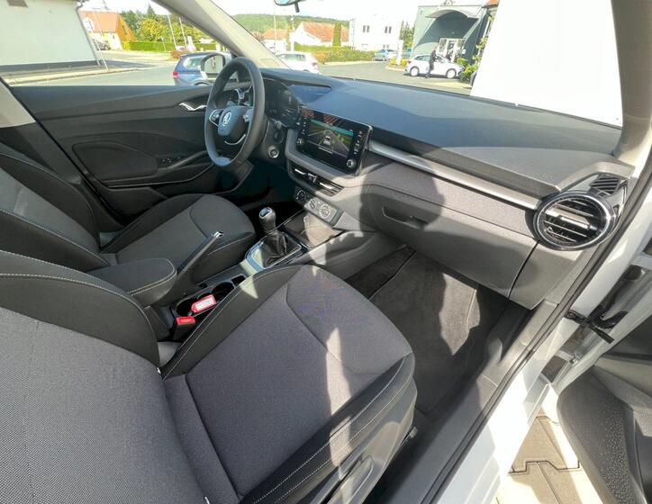 Škoda Fabia 19