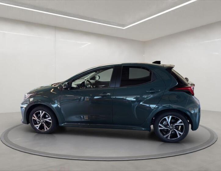 Toyota Yaris 4