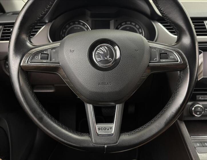 Škoda Octavia 9