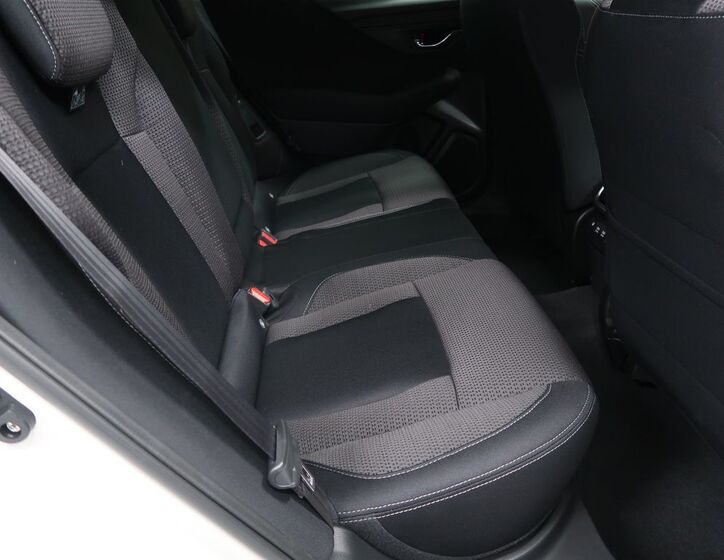 Subaru Outback 18