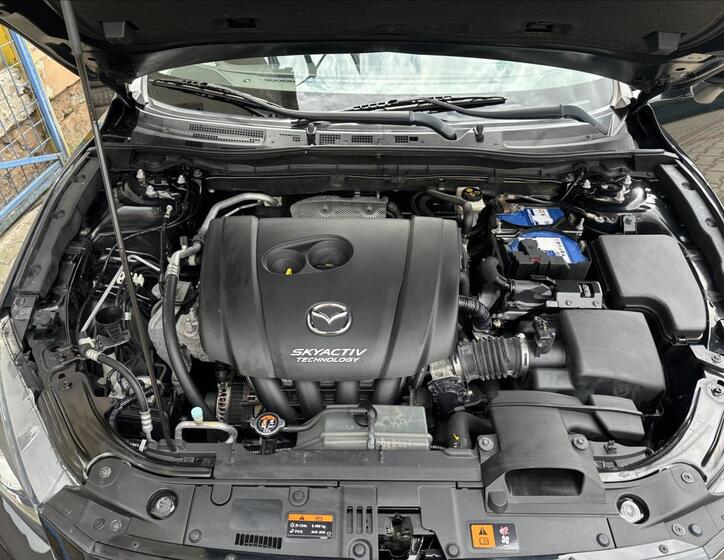 Mazda 3 11