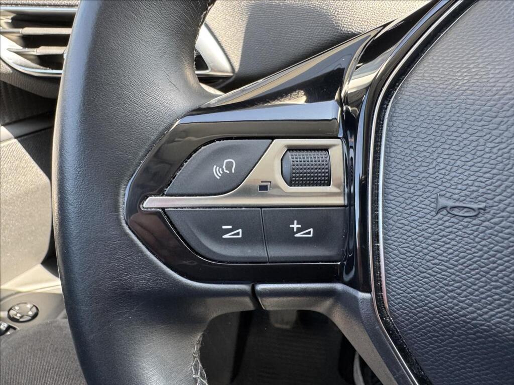 Peugeot 5008 26