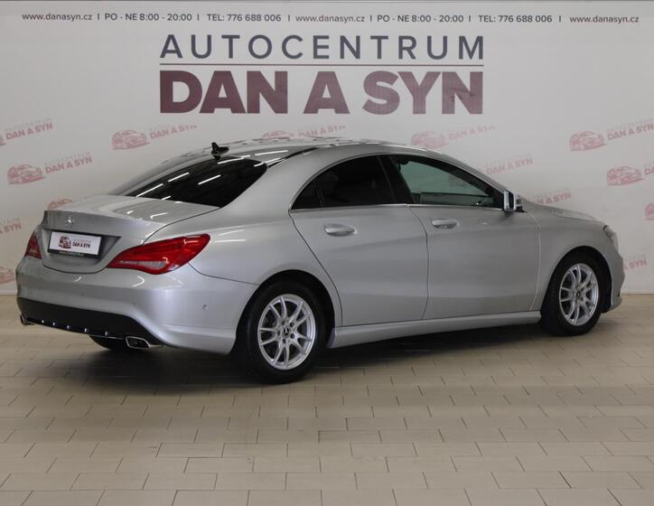 Mercedes-Benz CLA 4