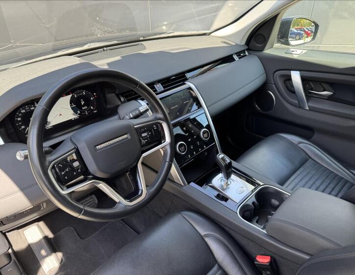 Land Rover Discovery Sport 9