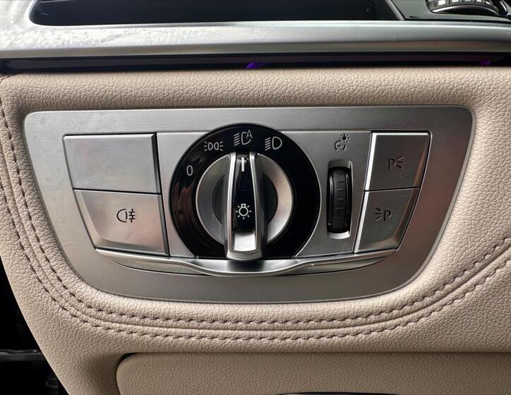 BMW Řada 7 19