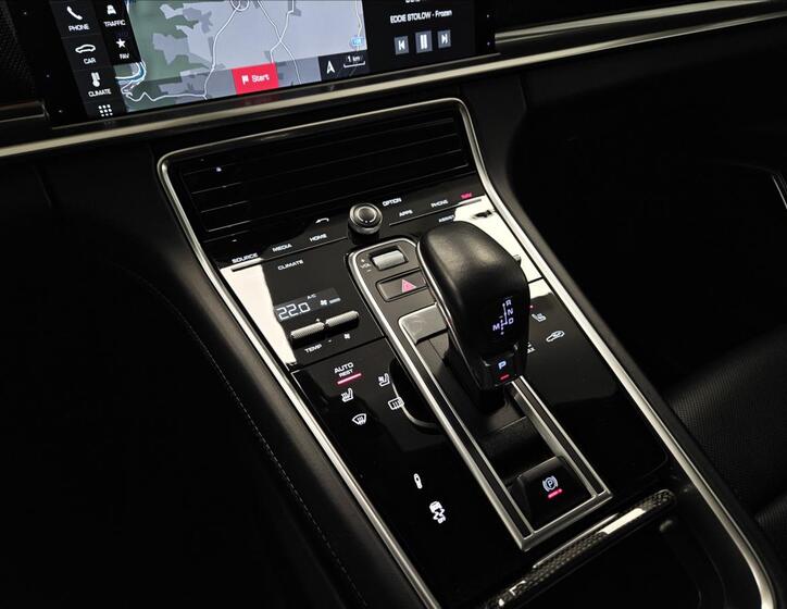 Porsche Panamera 30