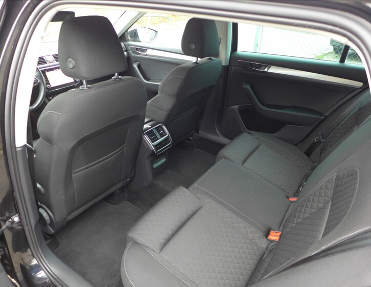 Škoda Superb 35