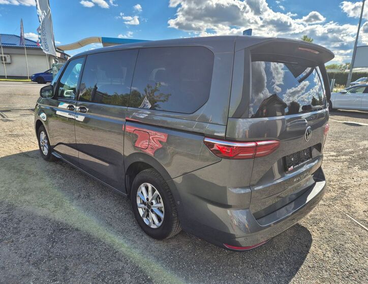 Volkswagen Multivan 38