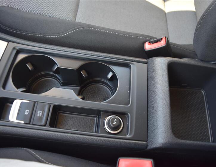 Volkswagen Golf 43
