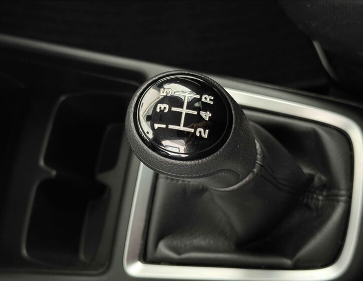 Suzuki Swift 15