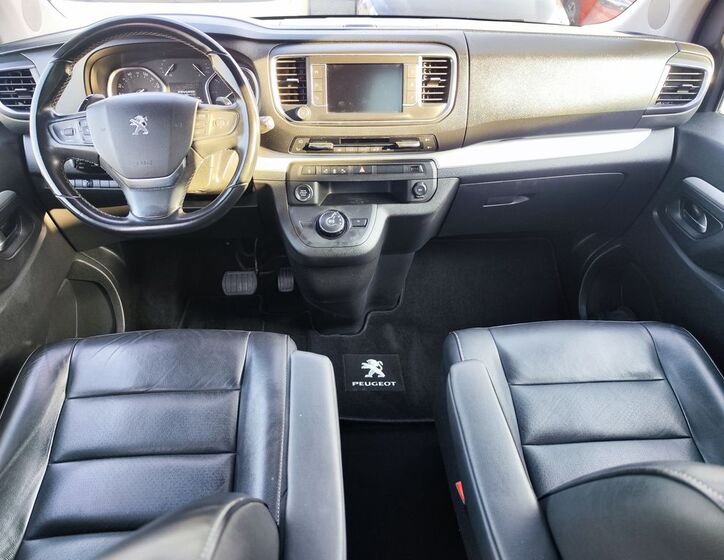 Peugeot Traveller 15