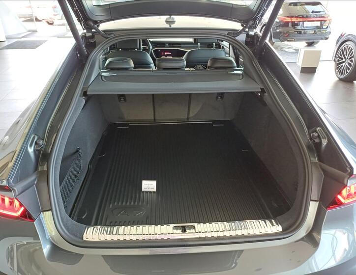Audi S7 11