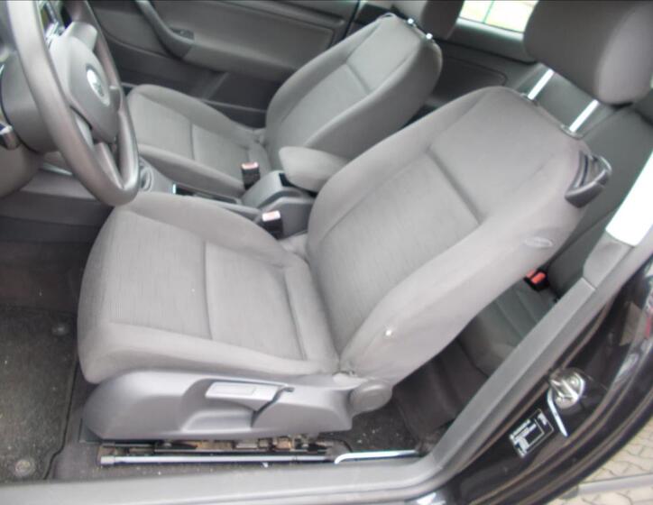 Volkswagen Golf 15